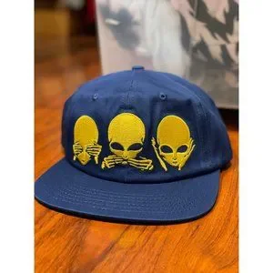 帽子 See No Evil Studded Mesh Cap See No Evil Studded Mesh Cap 